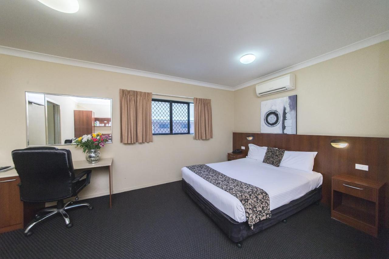 Rocky Resort Motor Inn Rockhampton Exterior photo