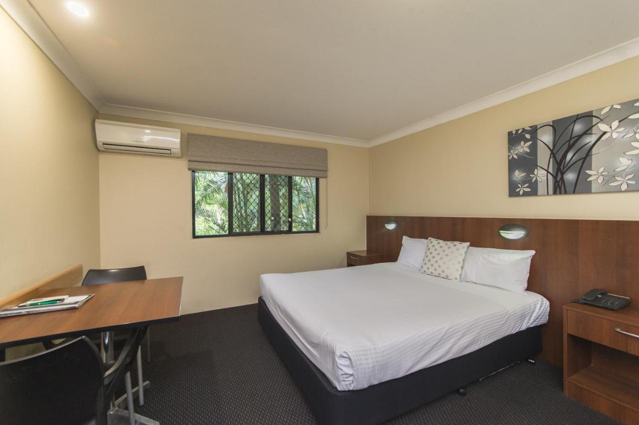 Rocky Resort Motor Inn Rockhampton Exterior photo