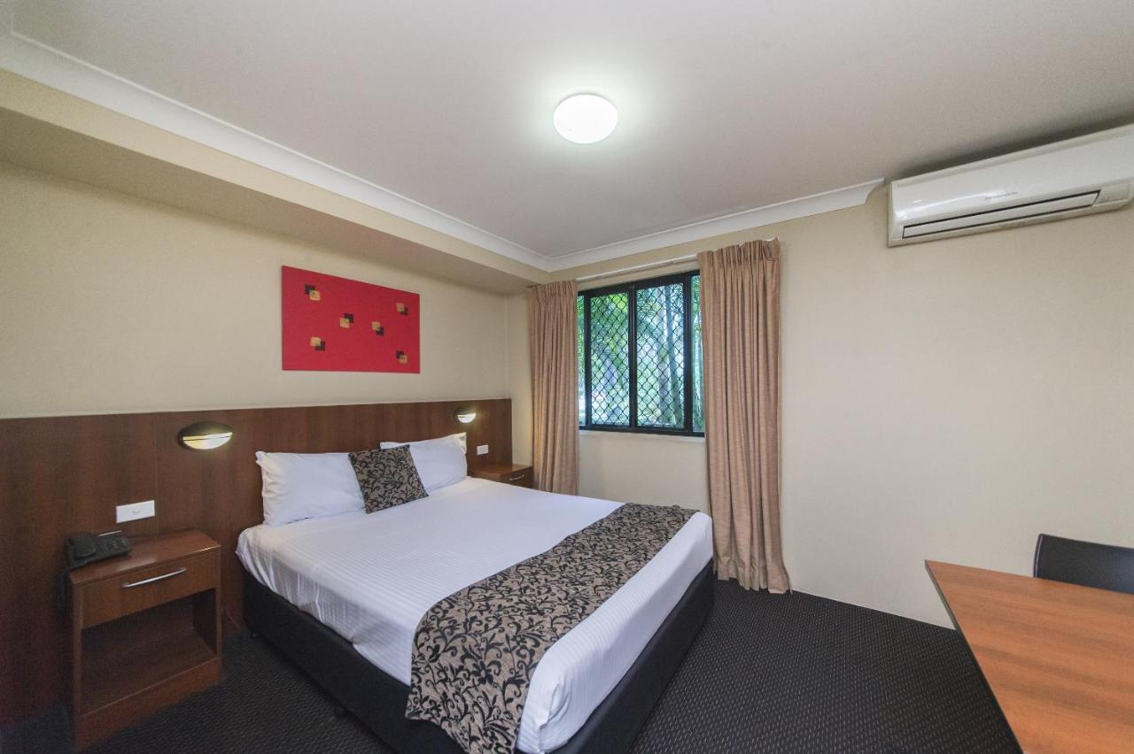 Rocky Resort Motor Inn Rockhampton Exterior photo