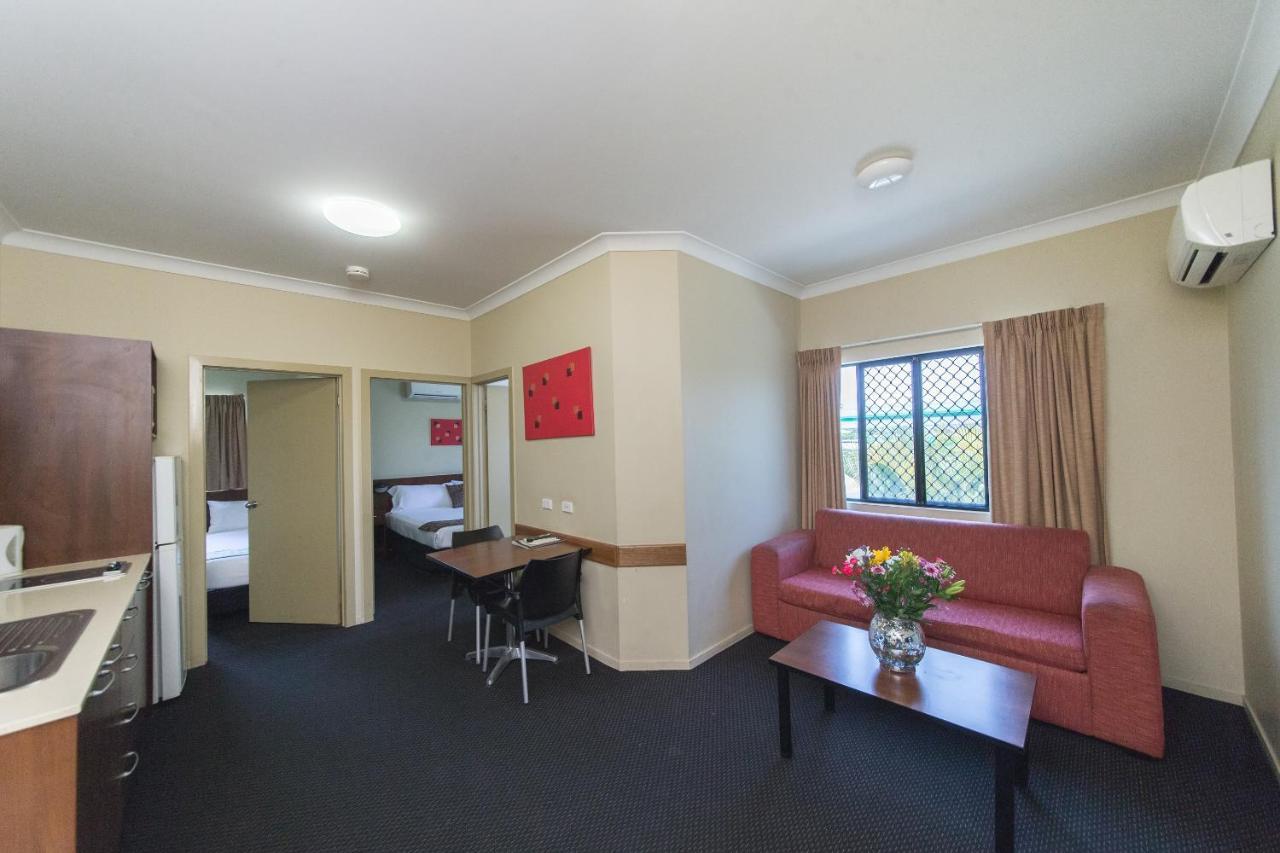 Rocky Resort Motor Inn Rockhampton Exterior photo